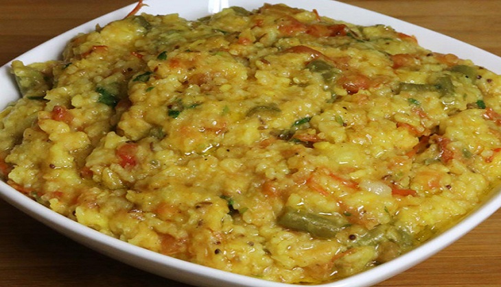 Khichdi as national food: Food ministry denies, Twitter simmers with reactions