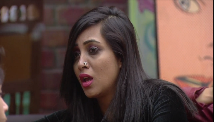 Bigg Boss 11: Arshi Khan reveals a shocking incident when her boyfriend slapped her hard