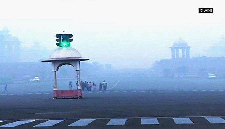 Alert! Air Quality dips in Delhi as stubble burning begins in Punjab; city to become 'gas chamber' again