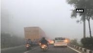 Delhi continues to remain canopied under thick smog