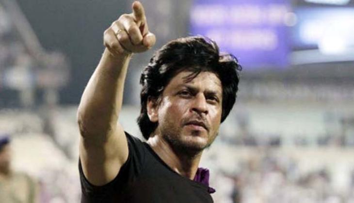 Shah Rukh Khan shares the picture of three upcoming stars; Find out who they are