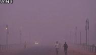 Smog continues to sweep over Delhi