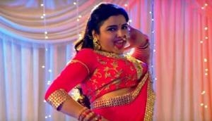 Bhojpuri song 'Raate Diya Buta Ke' has crossed 10 Crore views and created a unique record on YouTube