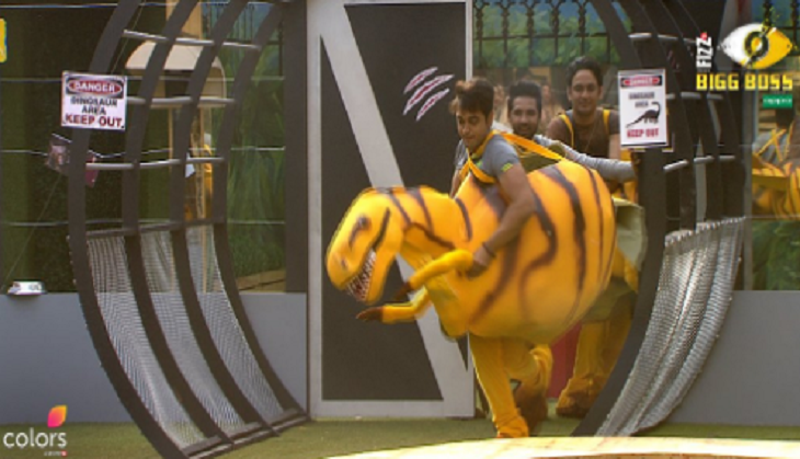 Bigg Boss 11 November 15 Highlights: Housemates talk about Benafsha sleeping with Priyank Sharma; 5 Catch points of last night's episode