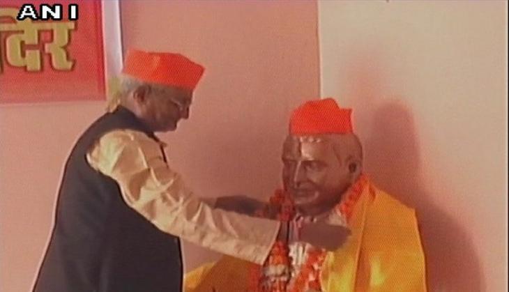Nathuram Godse statue installed in Gwalior by Hindu Mahasabha