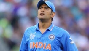 Video: MS Dhoni to head towards ODI series with his new hairdo