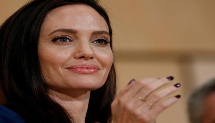 Pictures inside: Teenager undergoes 50 surgeries to look like Angelina Jolie