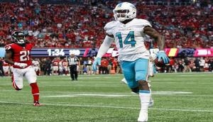 Video shows NFL player Jarvis Landry hitting girlfriend