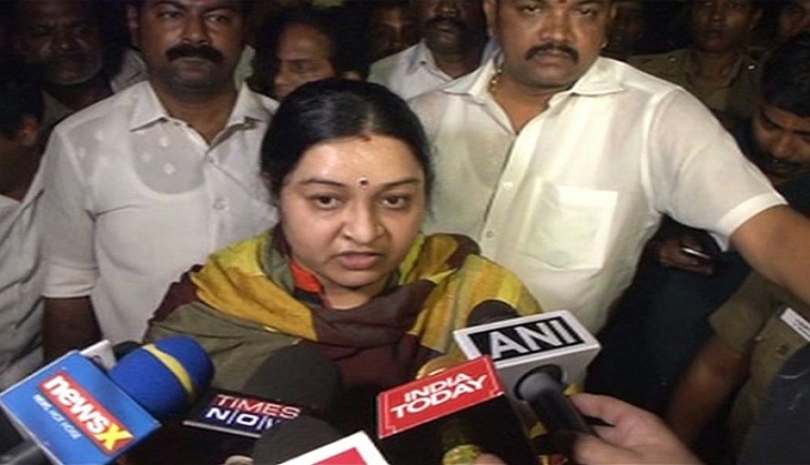 IT raids at Poes Garden: Jayalalithaa's niece calls it a conspiracy