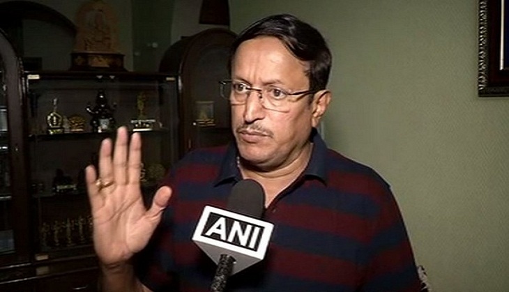 BJP corners Shashi Tharoor for his remark against Miss World Manushi Chhillar