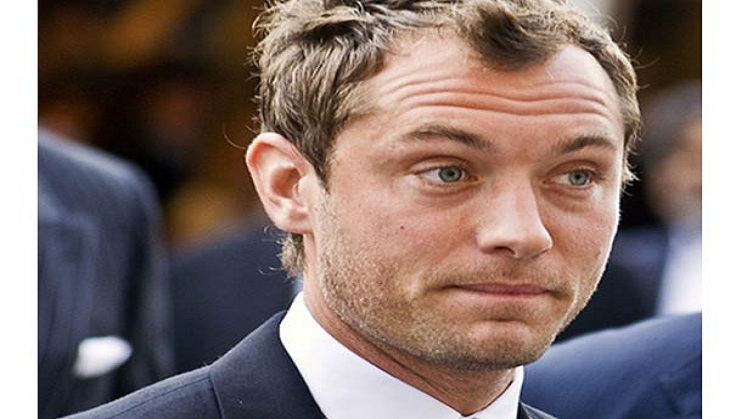 Jude Law in talks to star in 'Captain Marvel'