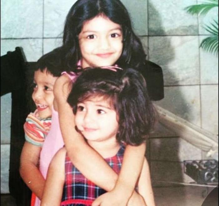 Ananya Pandey childhood picture