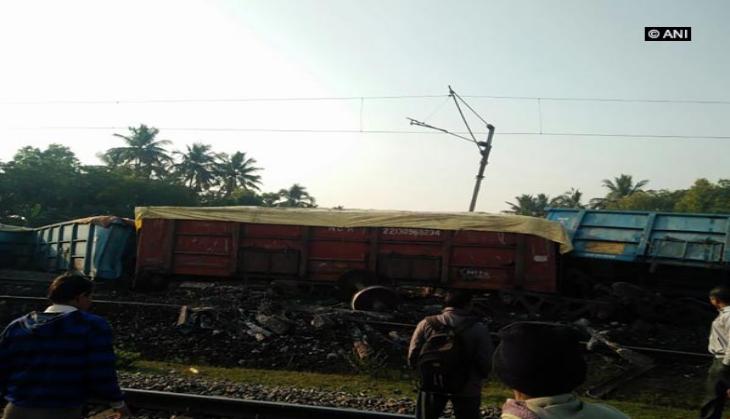 Odisha: 14 bogies of goods train derails in Jagatsinghpur