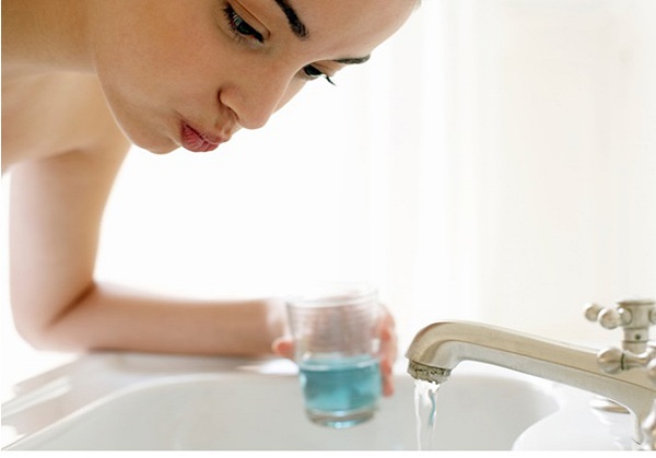 Beware! Using mouthwash daily can up diabetes risk
