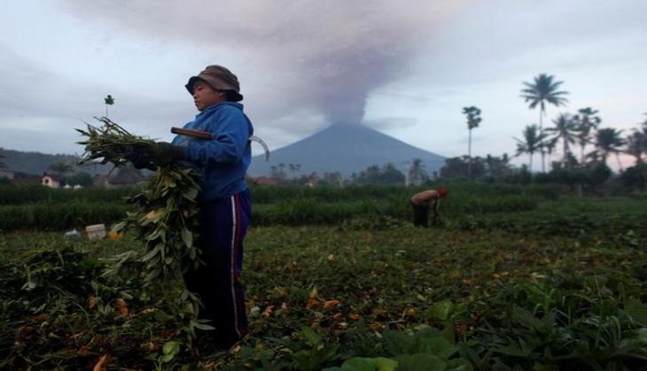 Indonesia Bali Raises Volcano Alert To Highest Level Say Officials