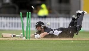 Wellington Test: Grandhomme's maiden ton stretches Kiwis' lead past 300