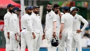 India elect to bat against Lanka in series-deciding Delhi Test