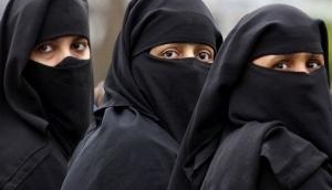Karnataka: Social media group warns Muslim women over removing burqa, taking selfies