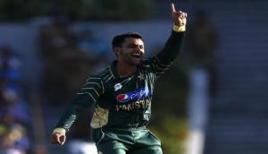 Muhammad Hafeez to work on bowling action in England