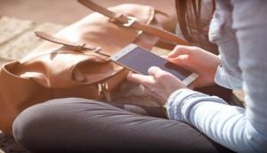 Can social networking keep people healthy?