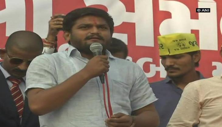 Hardik Patel rebuffs his meeting with Robert Vadra