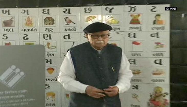 Gujarat polls: LK Advani casts his vote for final phase