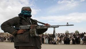 Afghanistan: Hundreds of more civilians take up arms against Taliban as conflict intensifies