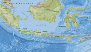 Indonesia: 2 people died as 6.5 magnitude earthquake hits island