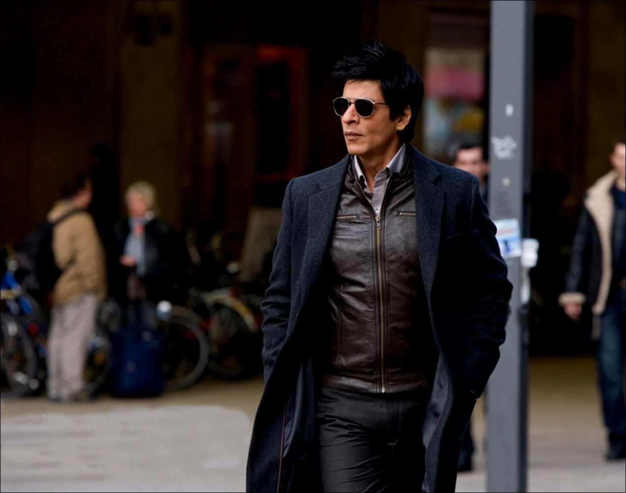 Dubai tourism, Shah Rukh Khan recreate #bemyguest magic