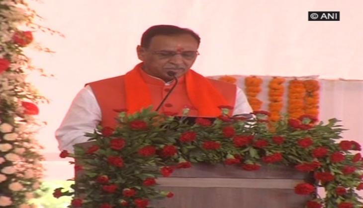 Gujarat: Farmer attempts suicide at CM Vijay Rupani's programme