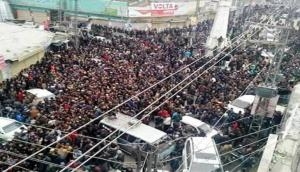Anti-tax protestors march towards Gilgit city