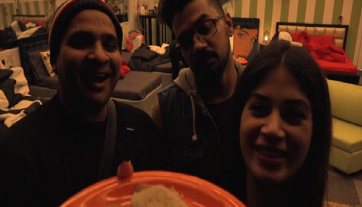 Bigg Boss 11: Here is how Bandgi Kalra surprised Puneesh Sharma on his birthday inside the house; see video