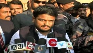 Hardik Patel backs Kejriwal to 'save democracy'