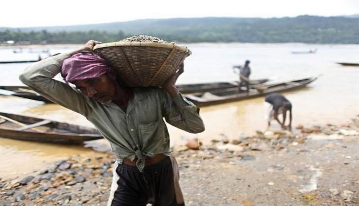  Bangladesh: 4 killed while extracting stones from Sylhet pit