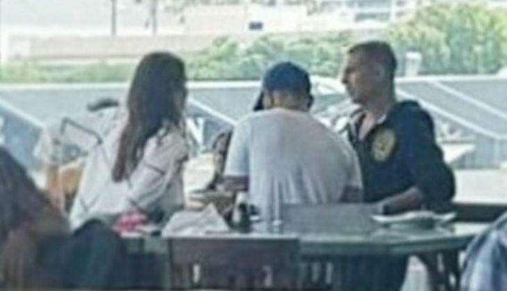 Virat Kohli and Anushka Sharma spotted with Akshay Kumar in South Africa
