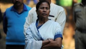 Journos who went with Mamata Banerjee caught stealing silver cutlery in London