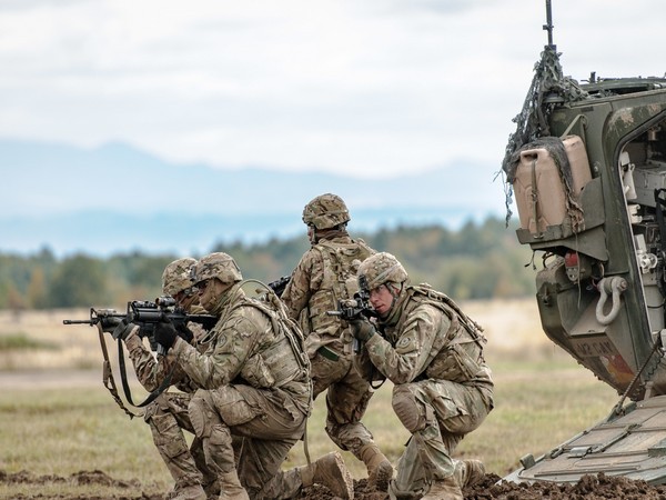 US to deploy 1500 additional troops to Middle East as 'protective measure': Donald Trump