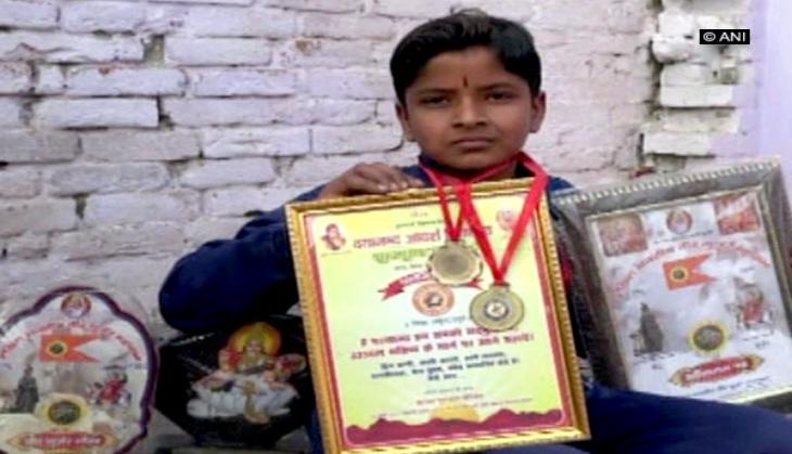 This boy knows multiplication tables till 20 crore
