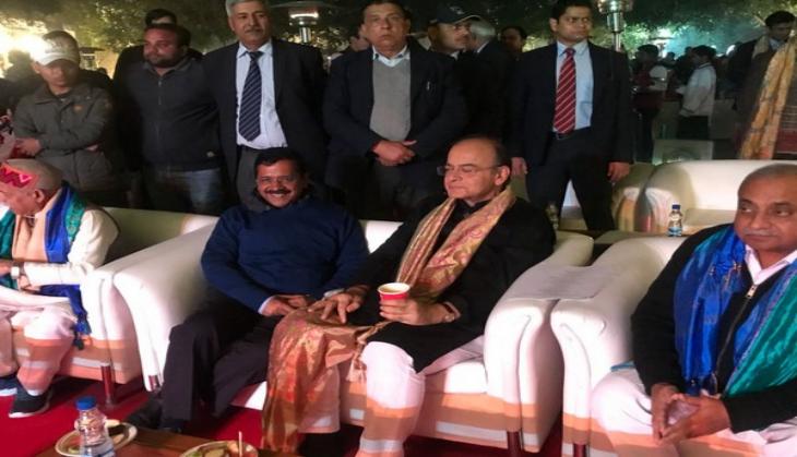 Delhi CM Kejriwal atttends dinner party with FM Arun Jaitley