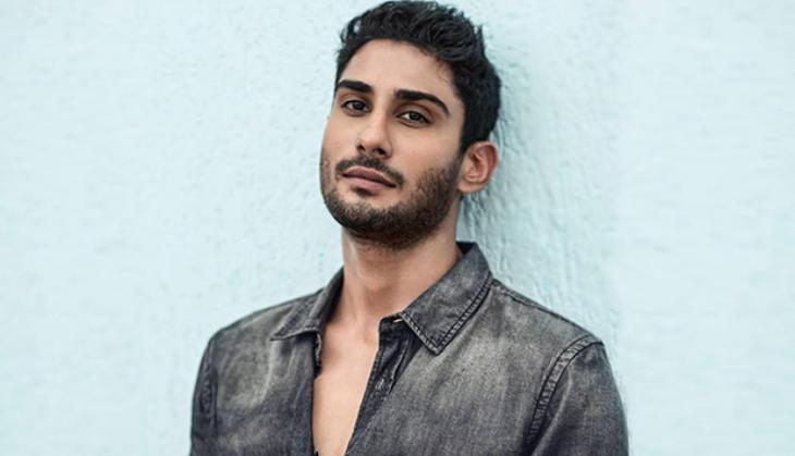 Baaghi 2 villain Prateik Babbar gets engaged to girlfriend Sanya Sagar in Lucknow, See pics