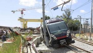 Italy: Train derailment kills 2 people