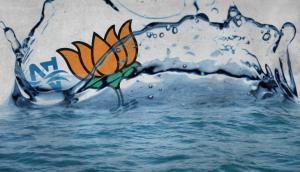 Is BJP denying Narmada water to Gujarat farmers to appease MP in run-up to the polls?