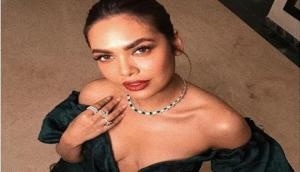 Aankhen 2 actress Esha Gupta's this bold picture will amaze you; users asks her to get uncloth