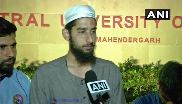kashmiri student