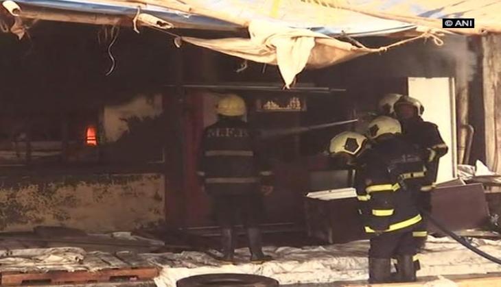Goregaon cloth mill catches fire, no casualties