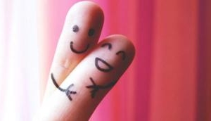 Hug Day 2020: Netizens share hilarious memes on ‘hug’ with partner, friend this Valentine