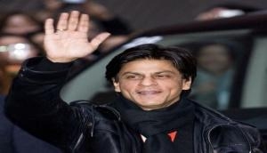 This is how SRK thanked all his fans on reaching 33m Twitter followers; Video Inside