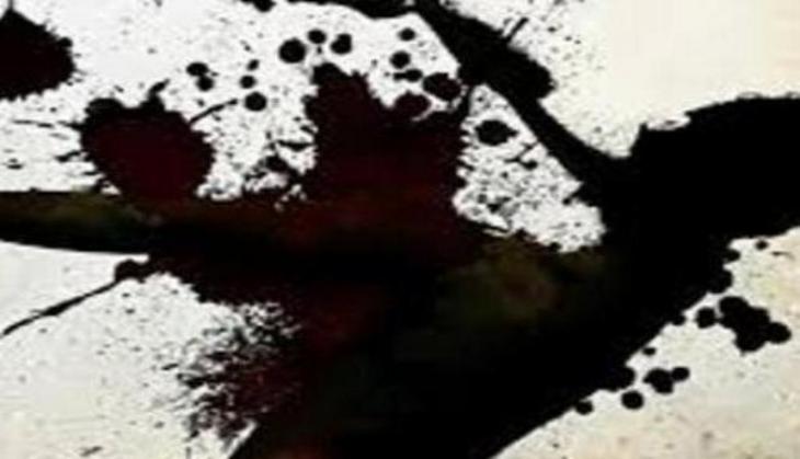 Murder of the love triangle! Hyderbad man killed his neighbour for getting close to his love-lady; neighbour's family killed him