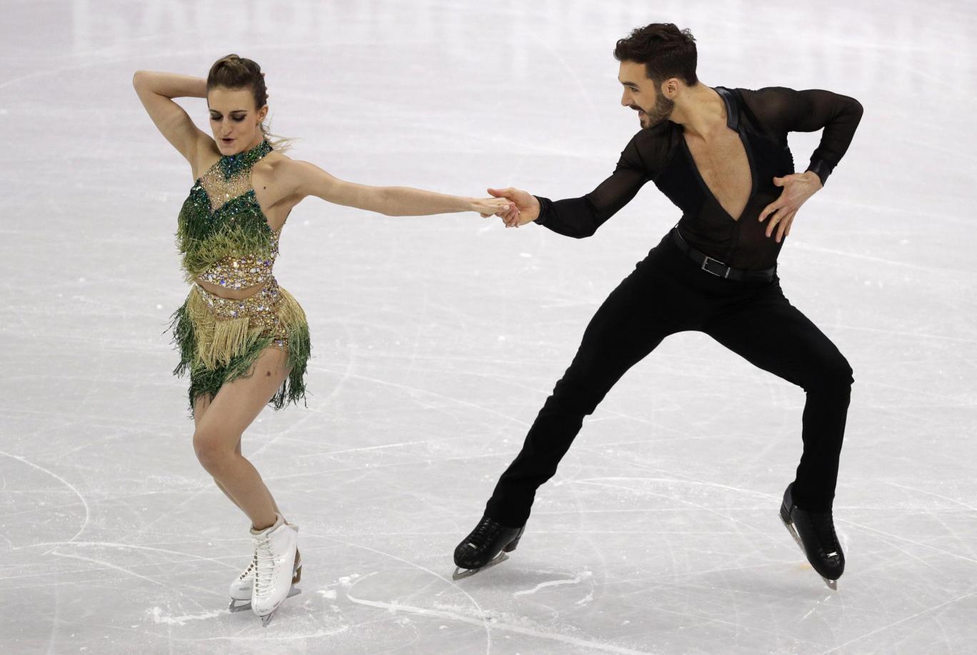 Gabriella Papadakis suffers 'nightmare' wardrobe malfunction while