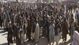 Protesting Pashtuns demand removal of Pak Army check posts in Swat